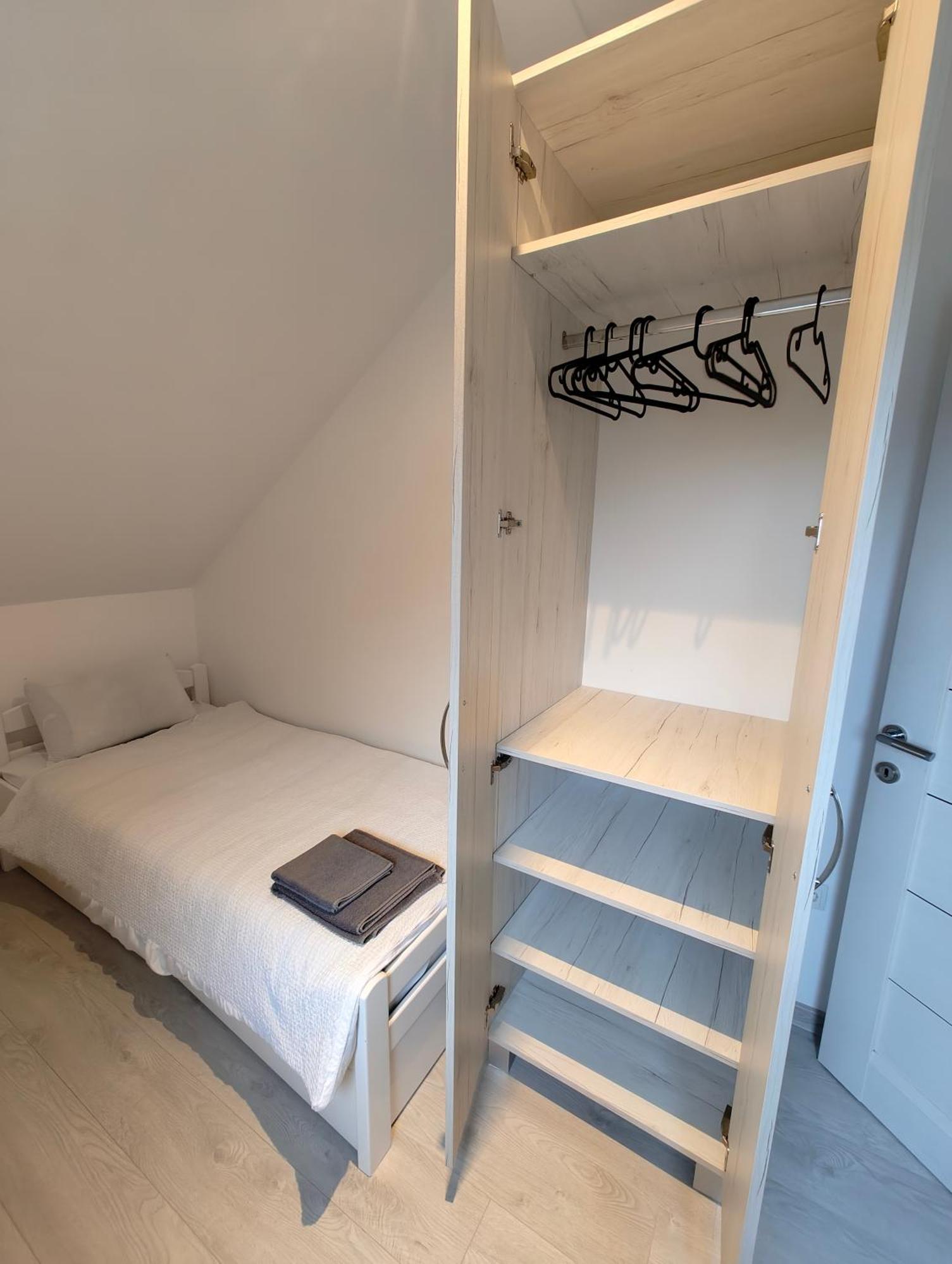 Privatna Soba Dusan Surčin Exterior foto